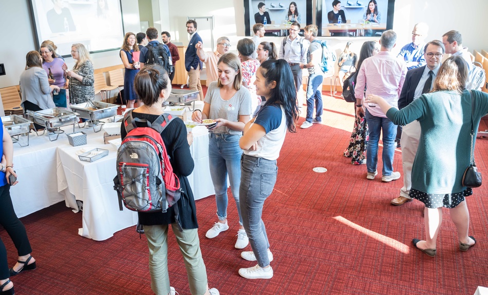 The Belfer Center hosts an Open House for HKS students
